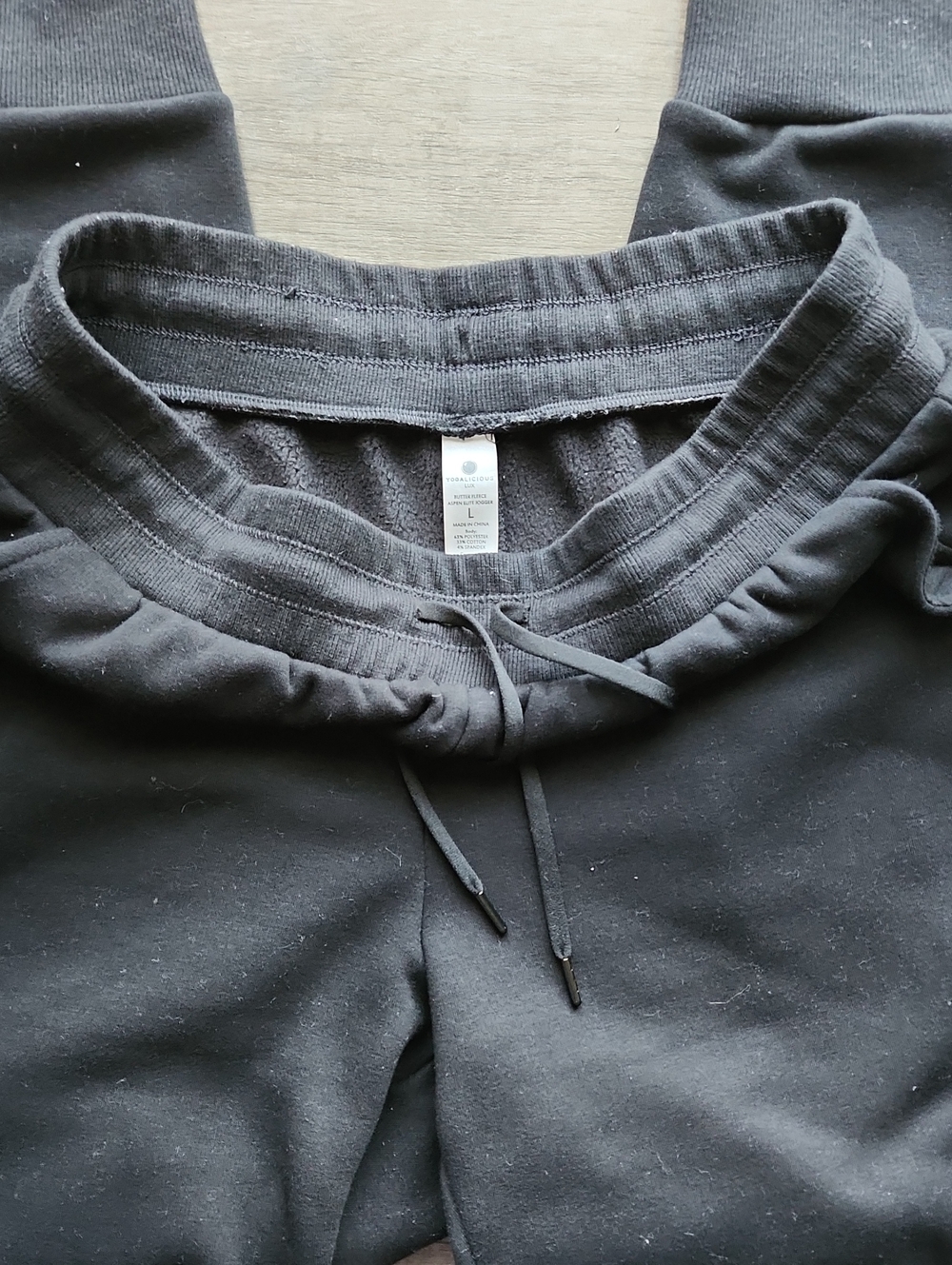 Yogalicious Women's Joggers With Bonus Fleece Hoodie!